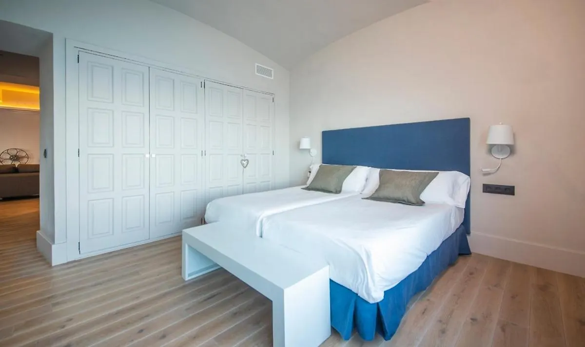 **** Aparthotel Bypillow Cap Sa Sal (Adults Only) Begur Španělsko