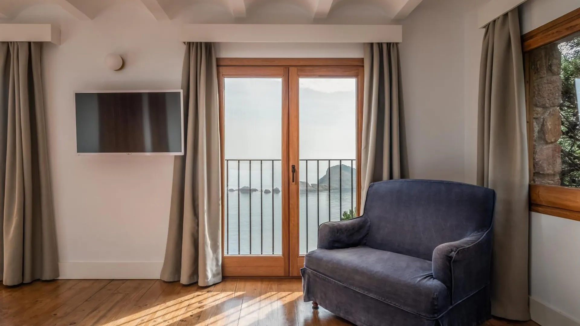 Bypillow Cap Sa Sal (Adults Only) Begur 4*,  Spain